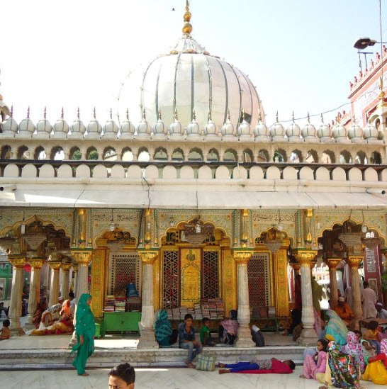 Hazrat Nizamuddin Aulia Dargah, New Delhi, Delhi - Vushii.com Hazrat Nizamuddin Aulia Dargah, New Delhi, Delhi - Vushii.com